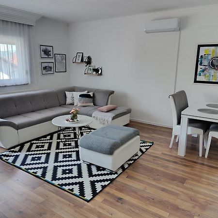 Apartmani Jasmina 2 Bihać Exteriör bild