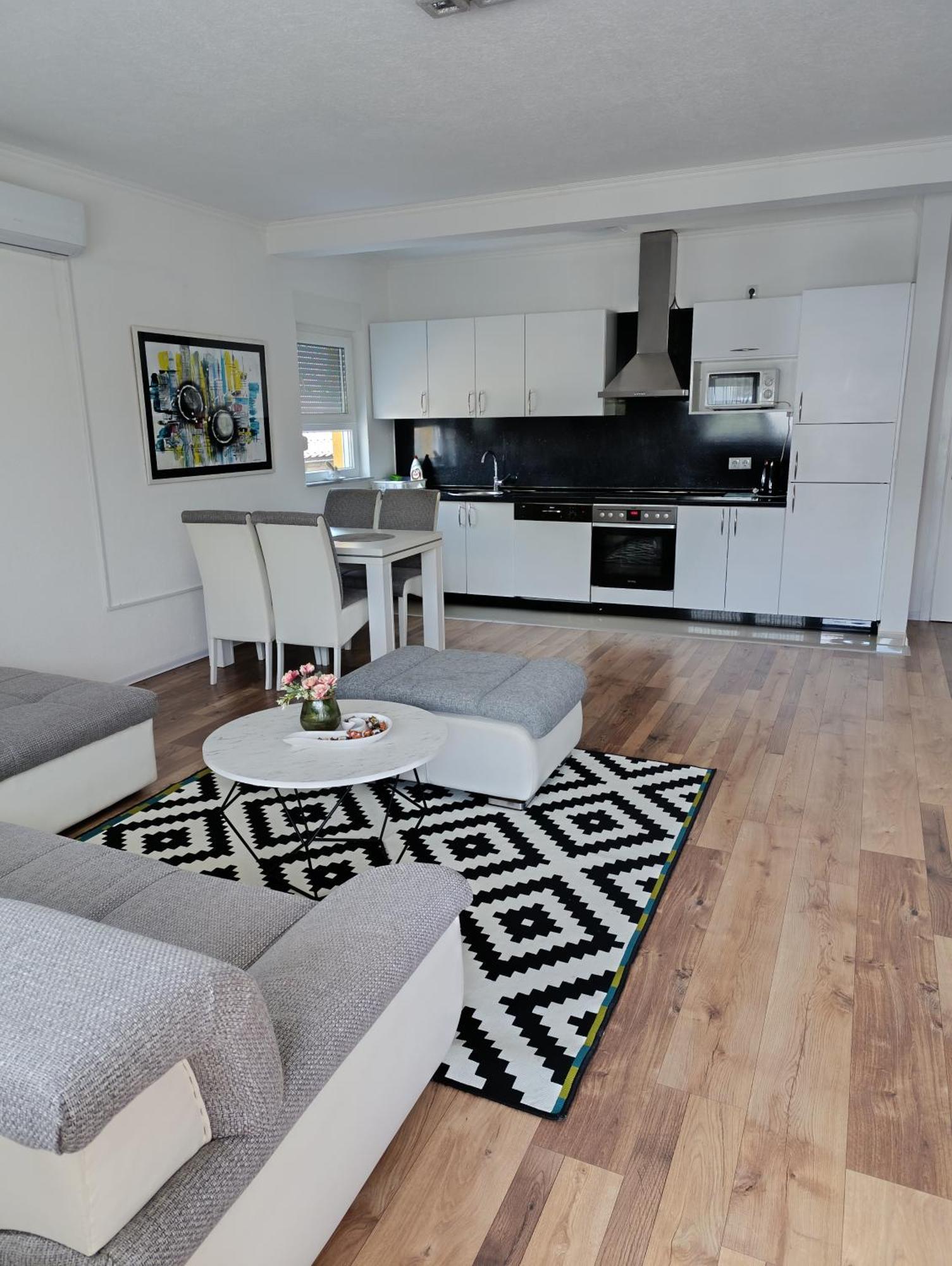 Apartmani Jasmina 2 Bihać Exteriör bild